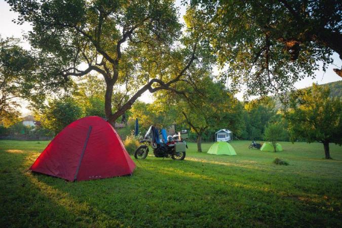 MOTOCAMP