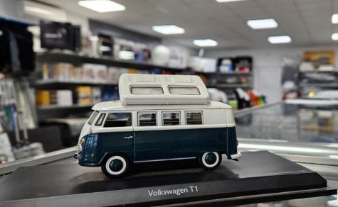 КЕМПЕР ЦЕНТЪР HOLIDAY MOBILE